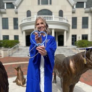 Meet your Posher, Ellie